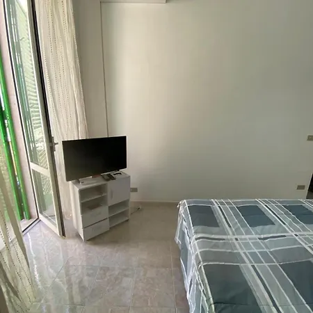 Pm 21 Via Cialdini Apartamento